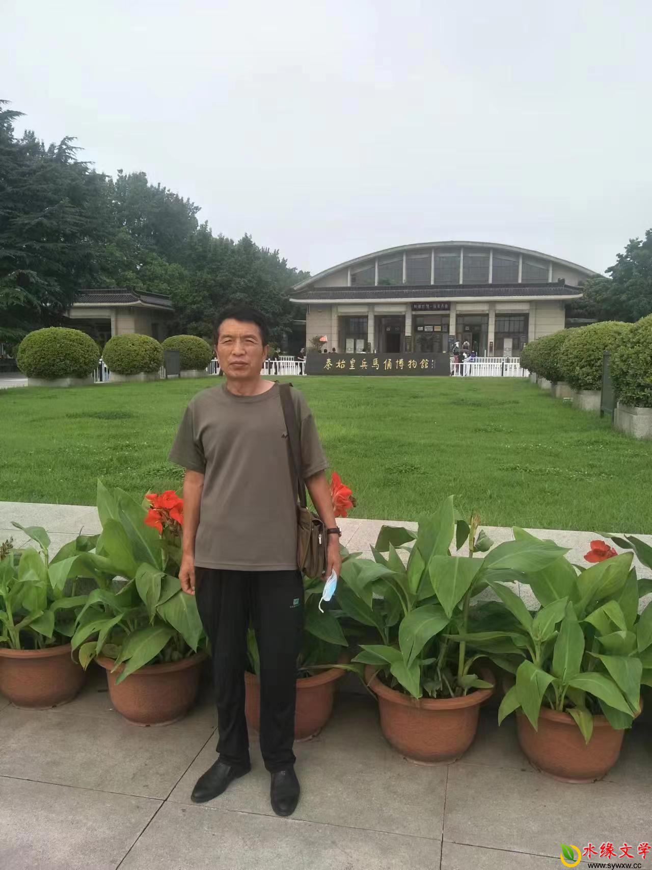 董振海.jpg 董振海.jpg