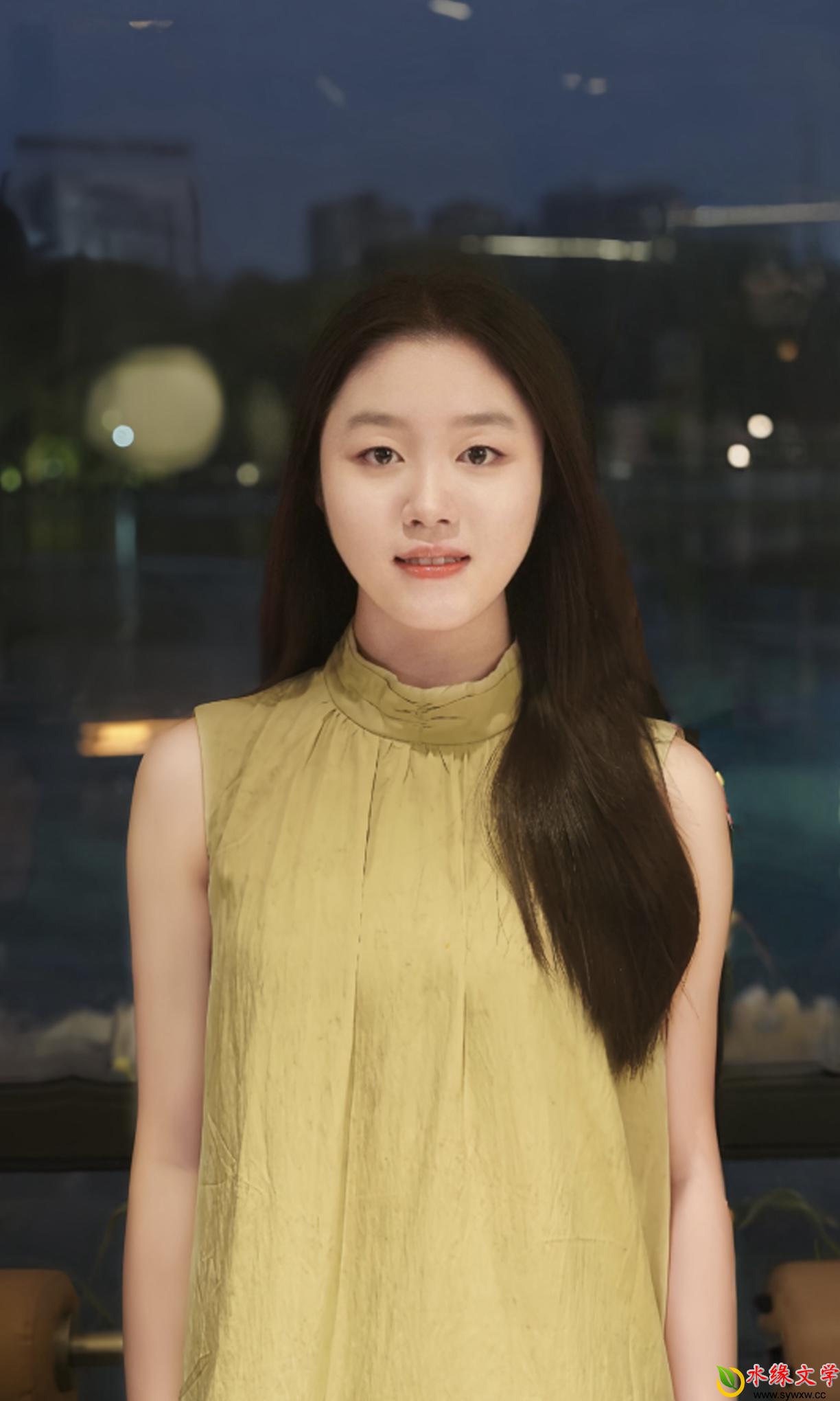 曹驿婷.jpg